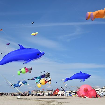 Studio "Les Pieds Dans L'Eau" - 50M Front De Mer Berck Buitenkant foto